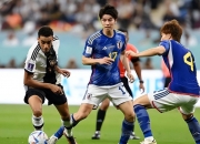 LOL决赛-日本队翻盘德国队，黄鸭组合点燃赛场