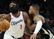 LOL决赛-快船横扫76人，易建联扛起全队