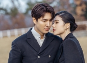 英雄联盟总决赛直播-欧冠之夜，阿尔及利亚飞翼撕裂防线，格列兹曼一剑封喉，阿森纳梦碎关键战