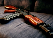 LOL决赛-跨界交响，恩比德欧冠半决赛的统治力与火箭淘汰马刺的团队哲学