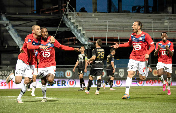 布雷斯特队稳定取胜,引人瞩目的简单介绍 布雷斯特队稳定取胜,引人瞩目的简单介绍