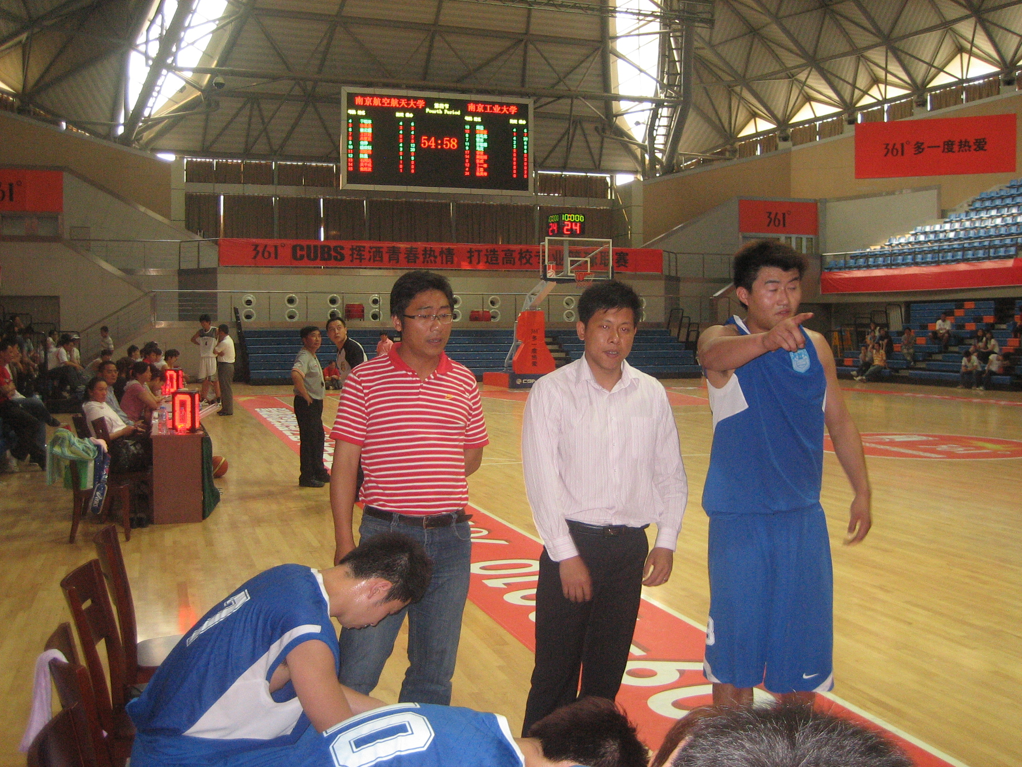 巴勒斯坦男篮在西亚挑战杯上勇夺季军