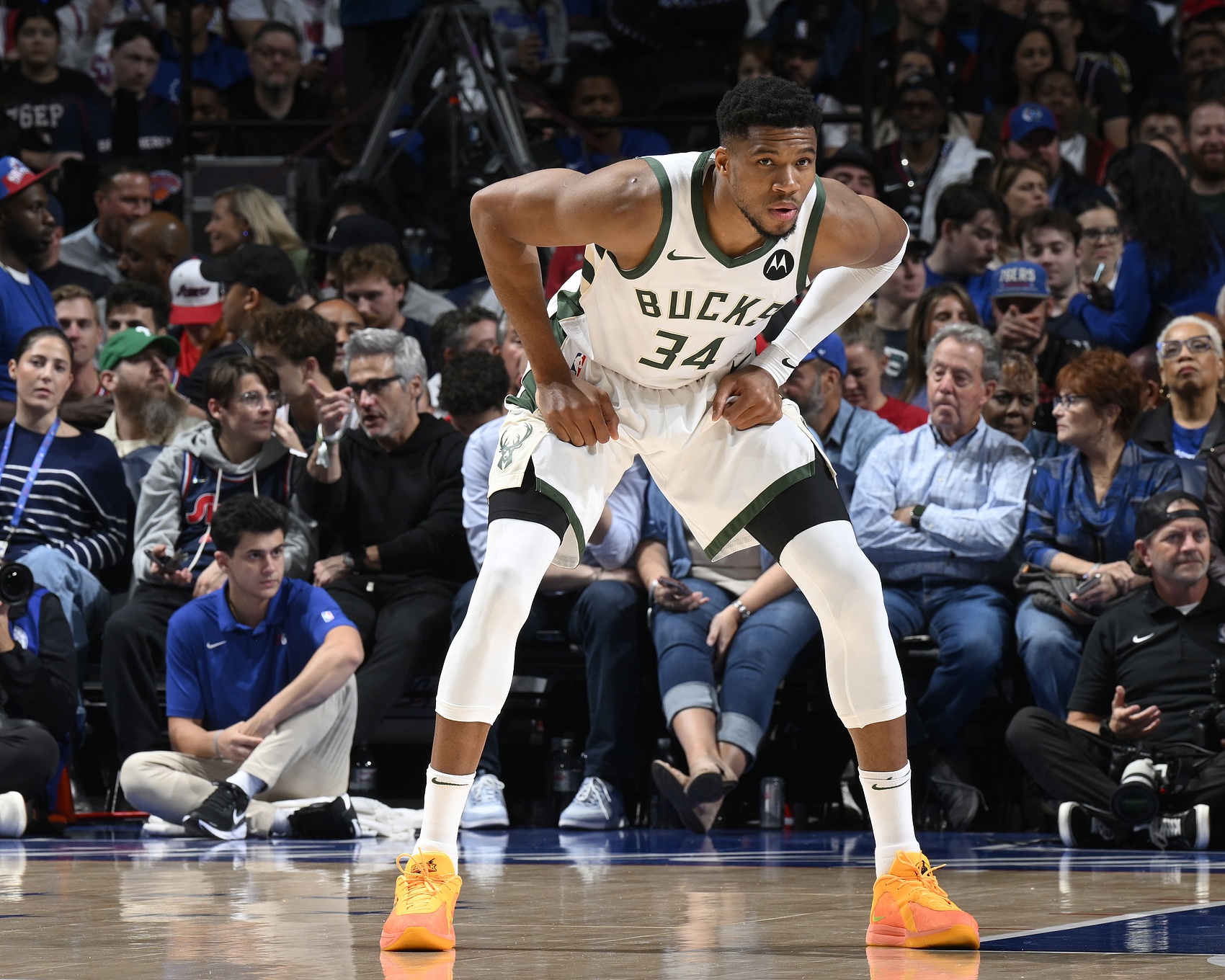 包含NBA季后赛:篮网绝杀雄鹿晋级下一轮的词条 包含NBA季后赛:篮网绝杀雄鹿晋级下一轮的词条