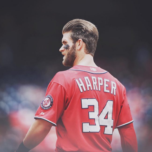 棒球明星选手受伤退赛,引发热议 棒球明星选手受伤退赛,引发热议