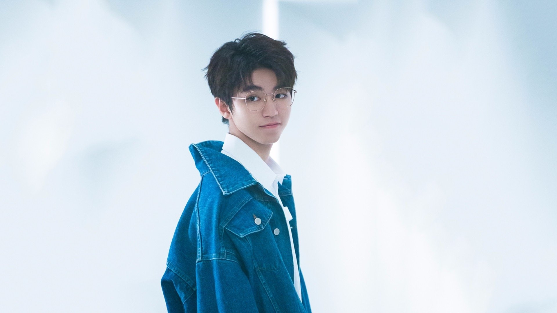 伦敦雨夜,格纳布里如猎鹰击碎巴黎